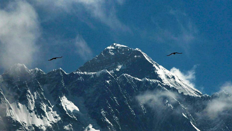 nepal climbers