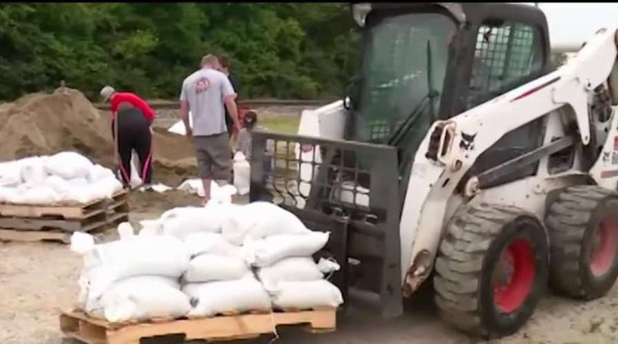 Plains left with record-breaking flooding as storm moves east