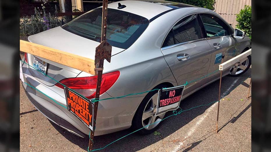 Seattle Man Builds Fence Around Illegally Parked Car Share Vehicle On