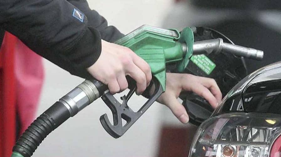 Drivers get a break at the pump as national average price for gas falls