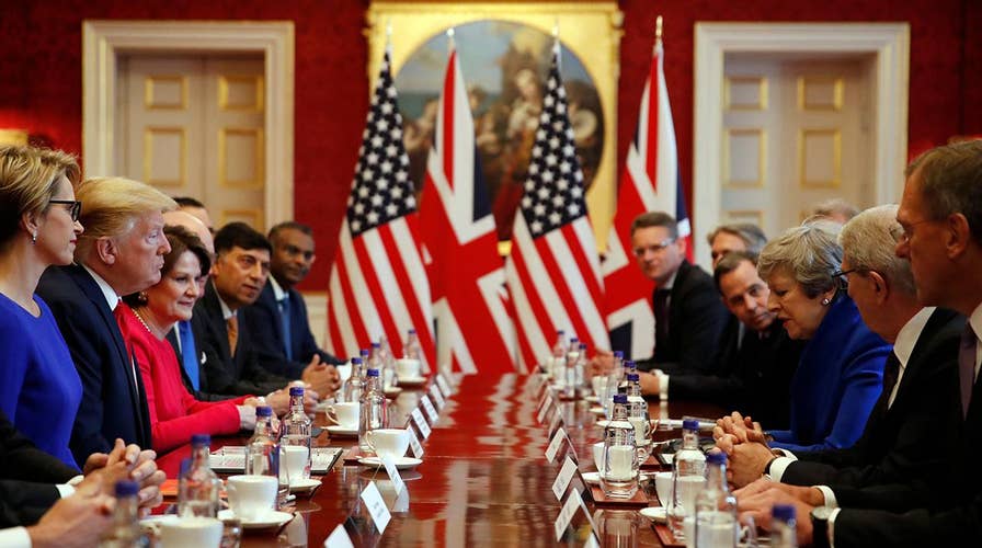 President Trump co-hosts business roundtable event with Theresa May