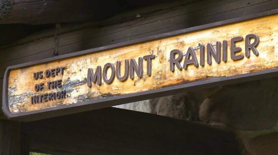 Four climbers rescued from Mount Rainier