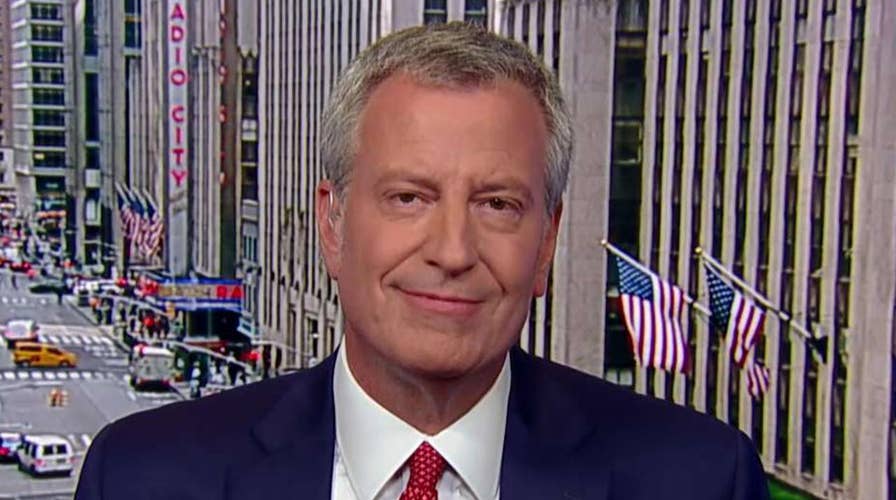 Bill de Blasio seeking to rise in Democratic polls, on verge of debate qualification