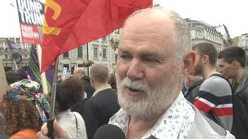 Communists protest Trump in the UK