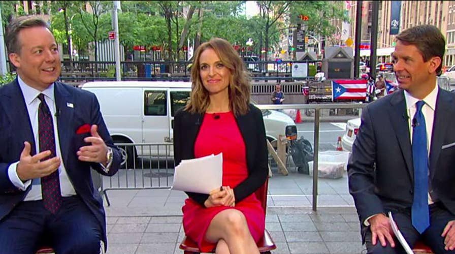 Picture of Biden and Obama friendship bracelets goes viral