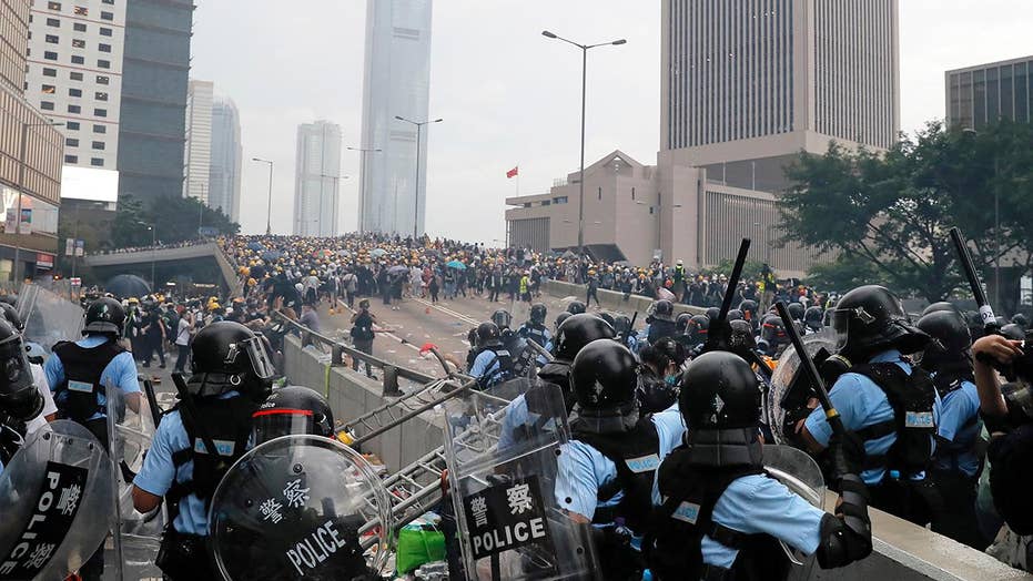 Violence Breaks Out In Hong Kong As Protesters Challenge Bill Allowing Criminal Suspects To Be Tried In Mainland China Fox News