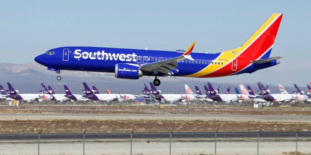 Southwest Airlines Crew Serenades Wwii Vet For 101st Birthday Fox