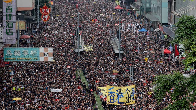 Two million people in Hong Kong protest China's growing influence | On ...