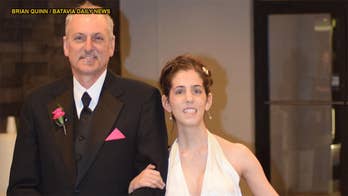 Dad praised for taking daughter with autism to prom: 'Love this'