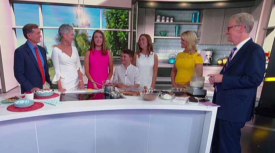 Cooking with 'Friends': Jennifer Griffin's no-bake chocolate pie