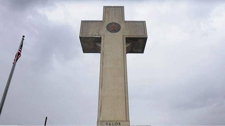 SCOTUS rules war memorial in the shape of a cross can remain on public land
