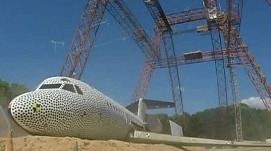 NASA shows what it looks like when a plane falls out of the sky