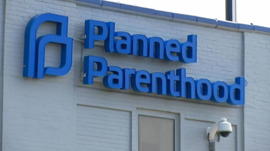 Democratic presidential candidates address Planned Parenthood