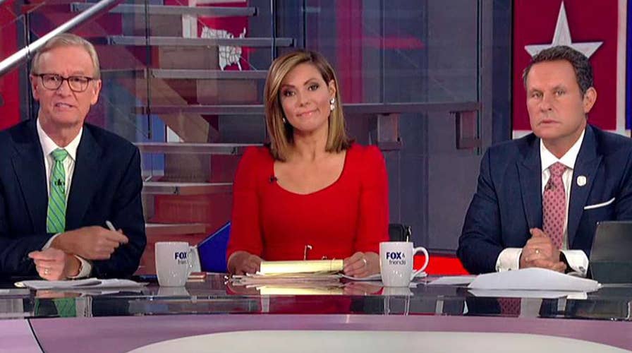 2020 Democrats take on immigration and move farther left