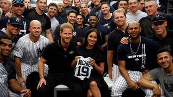 Meghan Markle, Prince Harry meet Yankees and Red Sox at first MLB