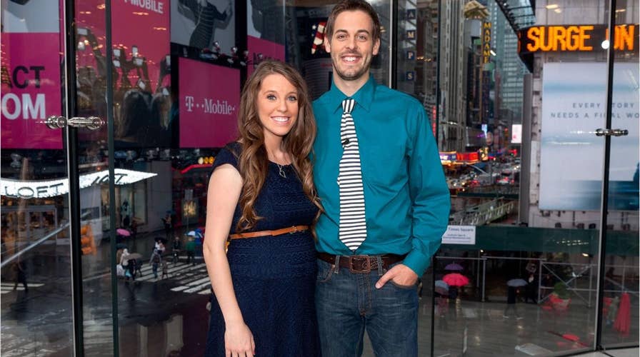 Jill Duggar Dillard clarifies her posted photo with Kama Sutra book