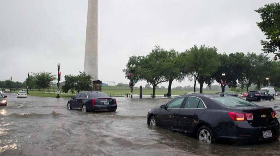 Torrential rain pounds Washington, DC area