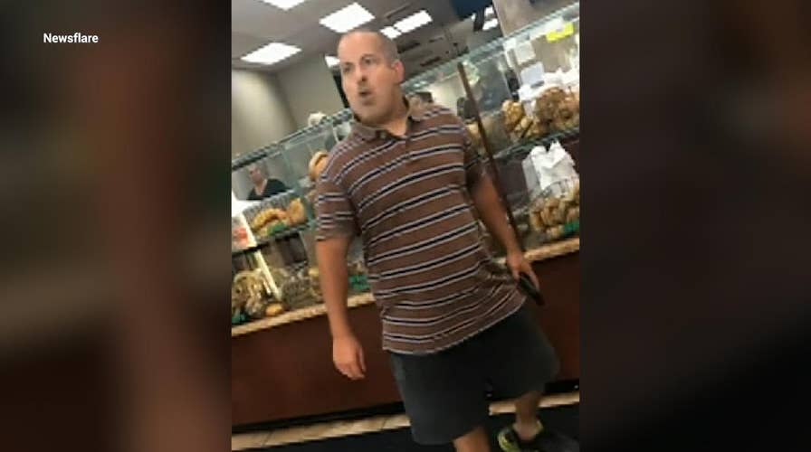 Short guy in bagel shop claims to be ‘Martin Luther King Jr.’ of short men