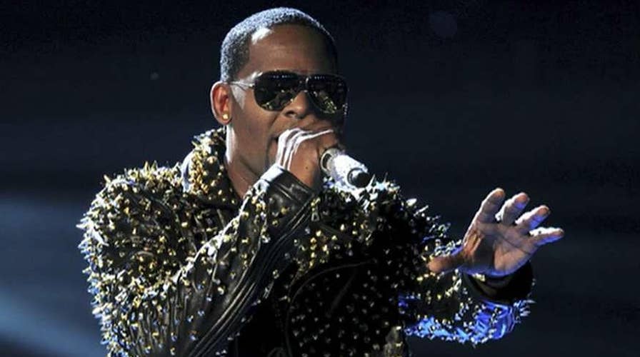 R. Kelly arrested on federal sex trafficking charges in Chicago