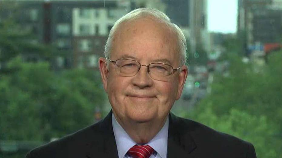 Ken Starr lays out questions he would ask Robert Mueller