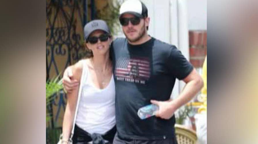 Actor Chris Pratt labeled 'racist' for Gadsden flag shirt