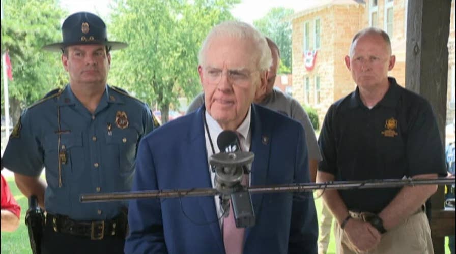 Two people, including a sheriff鈥檚 deputy, killed in shooting in rural northern Arkansas