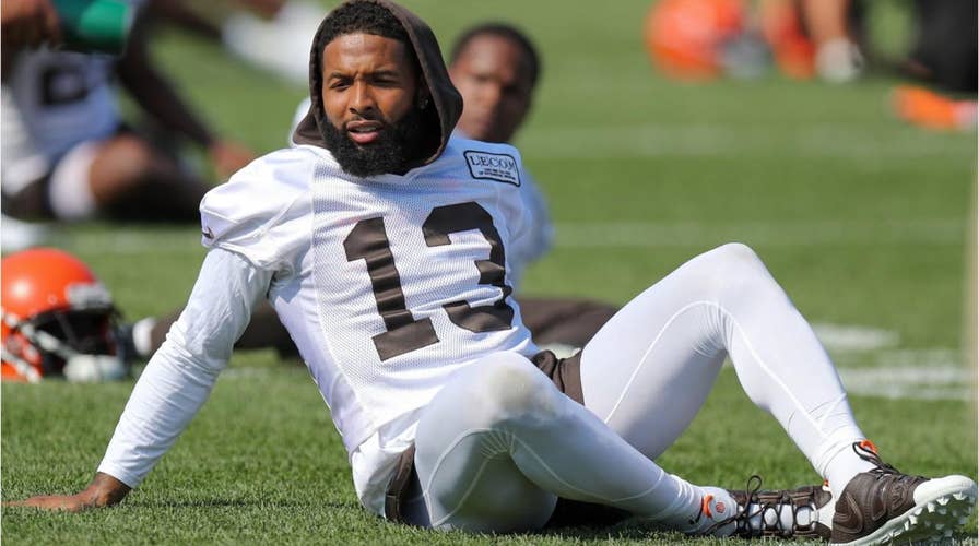 Odell Beckham Jr. gifts cleats to young fan at training camp after Eli Manning responds to former teammate's criticism