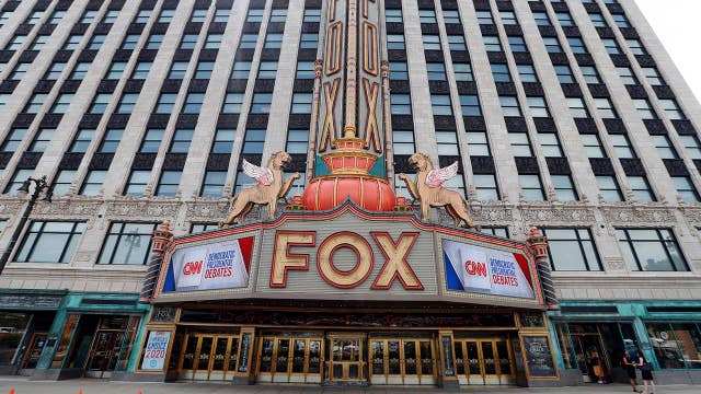 Detroit's famed Fox Theater hosts night 2 of second Democratic presidential debate