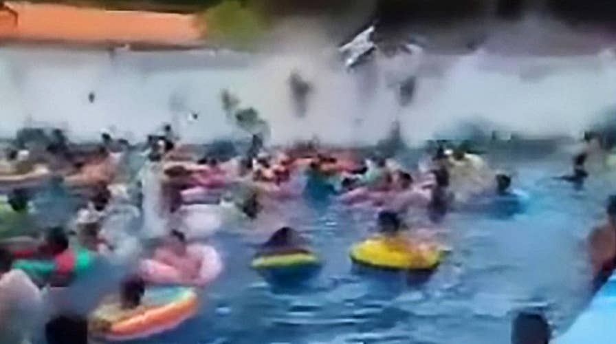 Malfunctioning wave machine injures 44 at Chinese water park