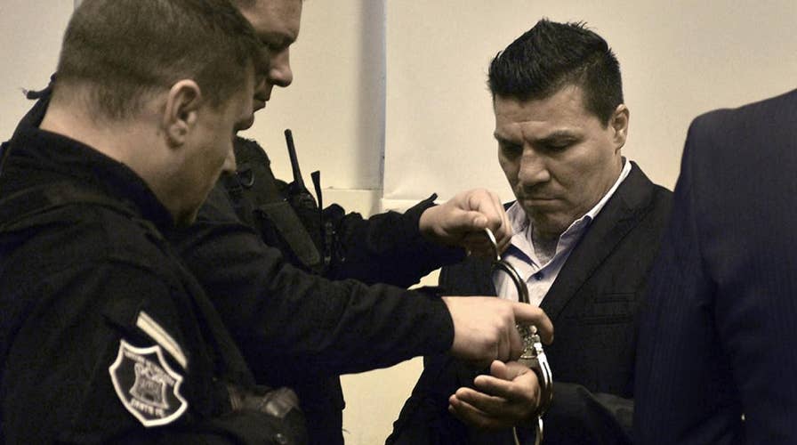 Reports: Ex-boxing champ sentenced 18 years for sexually abusing daughter