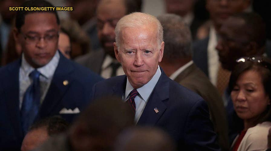 Biden, 2020 Democratic candidates urge new assault weapons ban in wake of shootings
