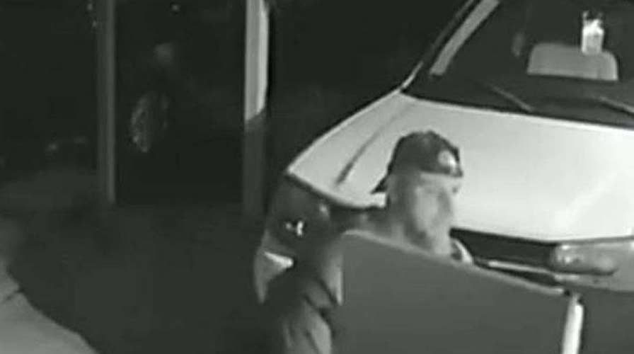 Law enforcement officials capture an escaped Tennessee inmate