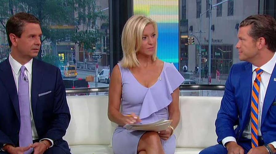 De Blasio protesters blanket Iowa State Fair with fake money