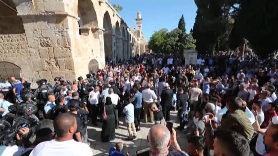 Riots Outside Jerusalem Holy Site Injure Several People Including ...