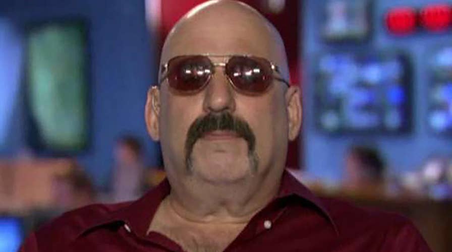 Former inmate explains why he doesn't buy the Epstein death theory