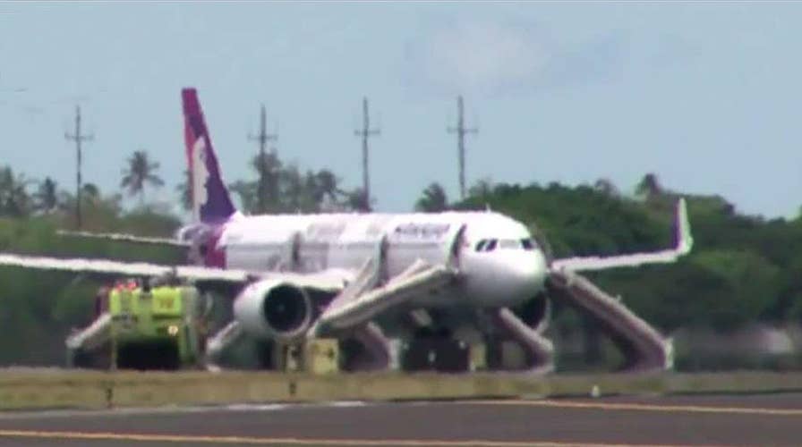 Passengers hospitalized after Hawaiian Airlines plane fills with smoke