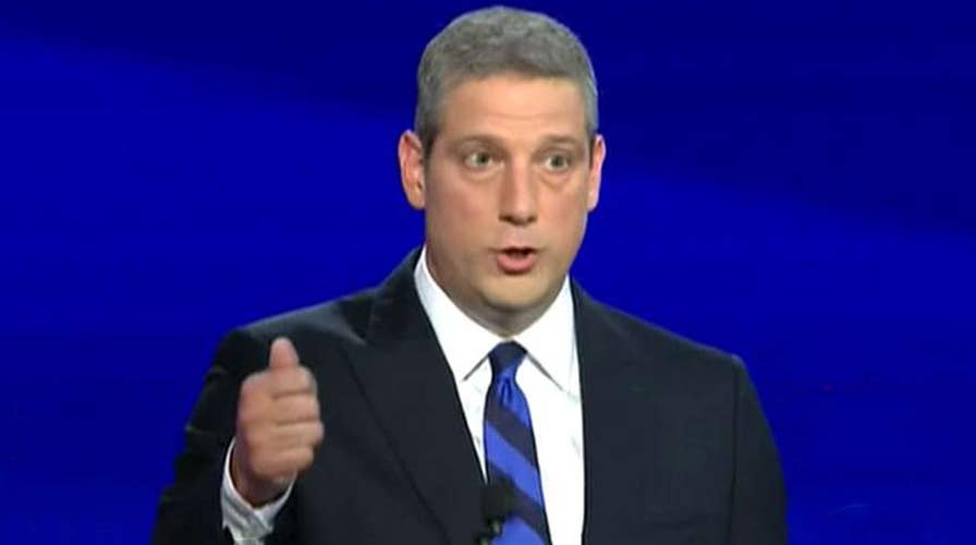 Tucker: Moderates aren't welcome in the Democratic Party anymore