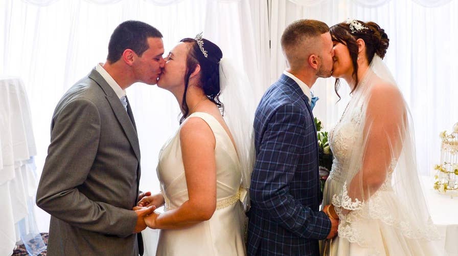 Siblings save money by having weddings on same day, splitting the cost