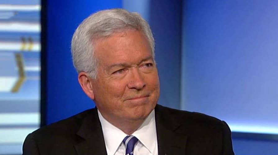 Former Comey colleague wants him to apologize, says he broke trust