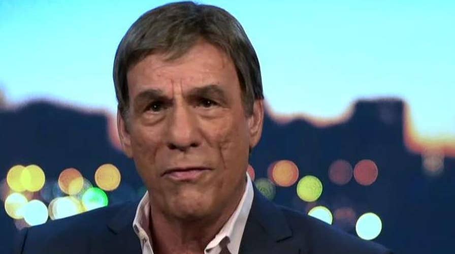 Robert Davi reacts to Hollywood's conservative blacklist, liberal intimidation toward Trump supporters