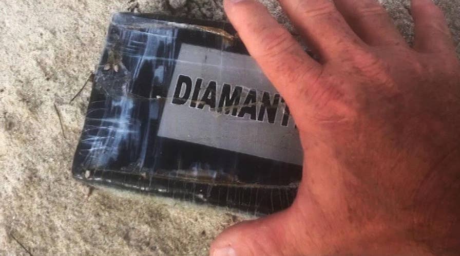 Hurricane Dorian washes kilo of cocaine onto Florida beach