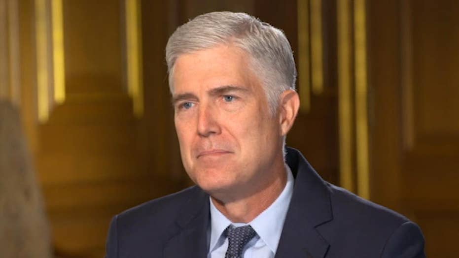 Supreme Court Justice Neil Gorsuch Reveals The Two Rules He Tells His supreme-court-justice-neil-gorsuch-reveals-the-two-rules-he-tells-his