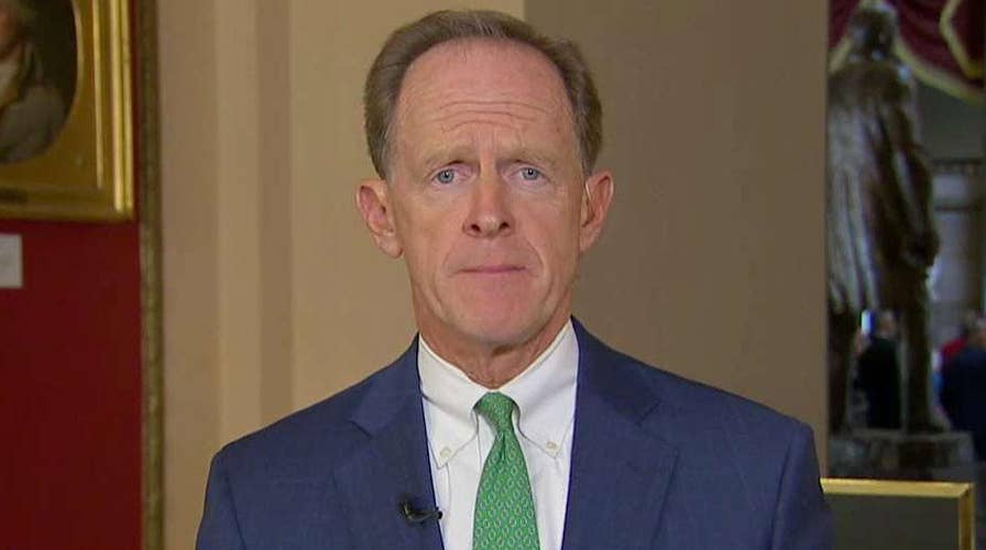 Sen. Pat Toomey urges background checks for all commercial gun sales