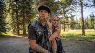 Couple weds in a biker-theme wedding just weeks after surviving motorcycle crash - Fox News