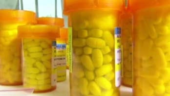 2020 Democrats look to tackle drug addiction crisis