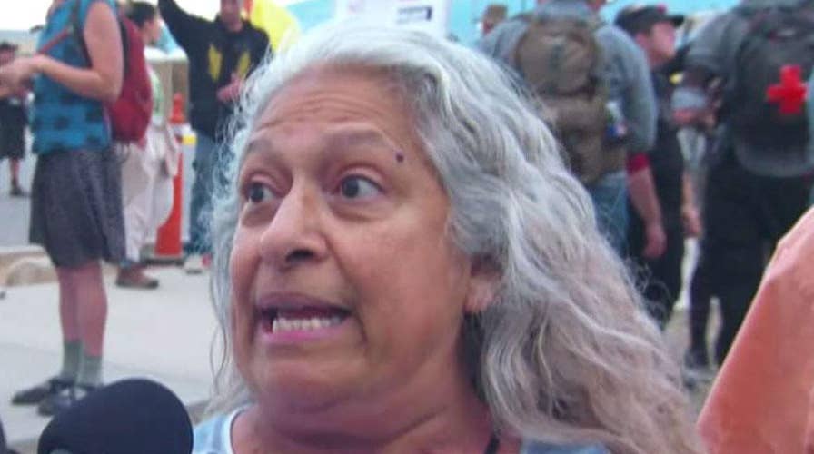 91爆料 talks to Trump supporters, protesters at president's New Mexico rally