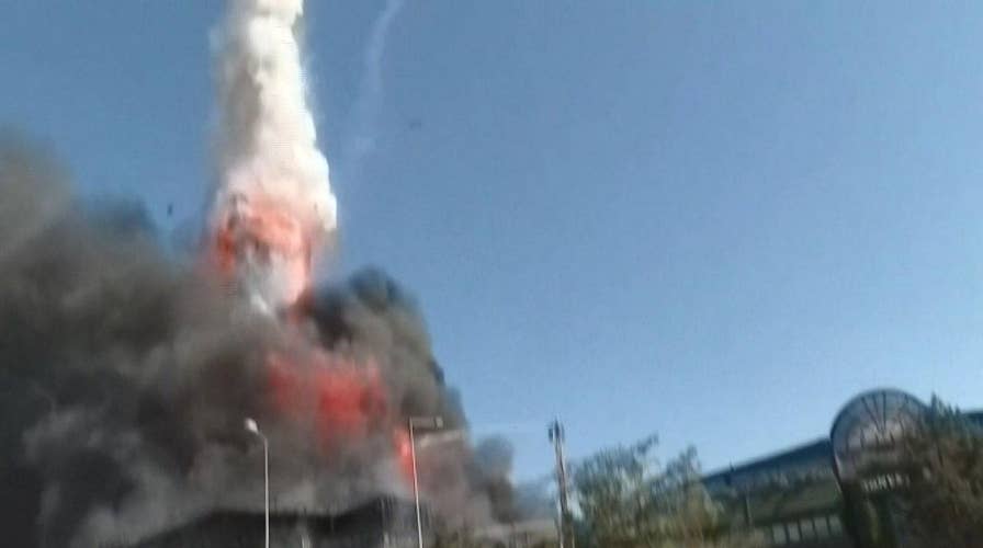 Tank explodes in Instabul, sending metal pieces into sky