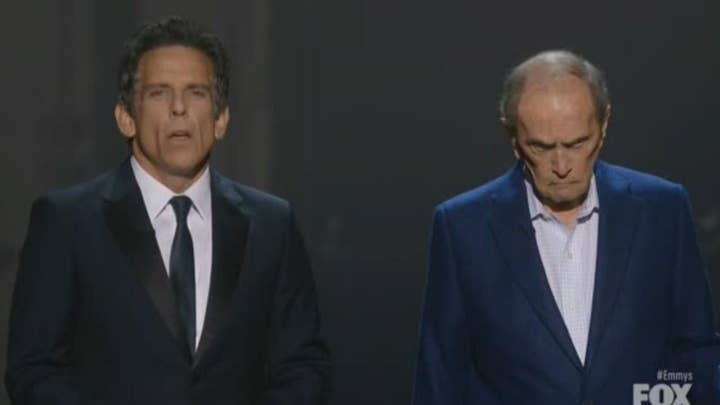 Bob Newhart reminds Ben Stiller he's still alive at Emmy Awards