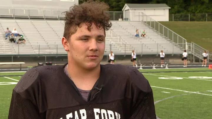 16-year-old football player lifts a car and saves his neighbor's life