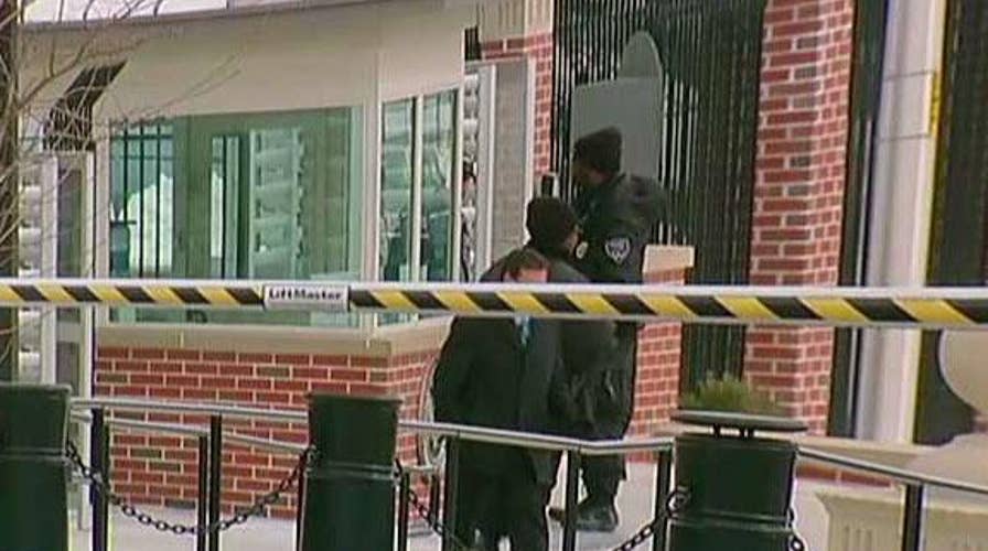 Chicago restricts police officers from helping federal immigration officials